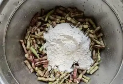 Make Garlic mashed beans step 4