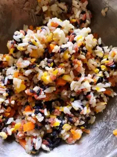 Make Triangular rice group step 6