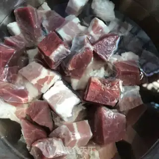 Make Tomato carrot beef step 0