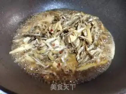 Make Squeeze and make some dried fish step 3