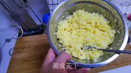 Make Invincible egg fried rice step 8
