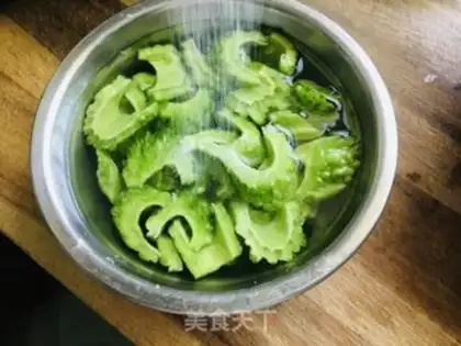 Make A cold, bitter melon step 2