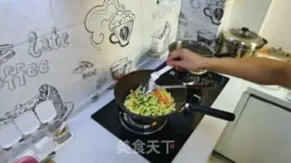 Make Invincible egg fried rice step 11