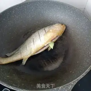 Make Sour radish and yellowfish step 10