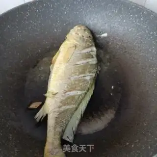 Make Sour radish and yellowfish step 11