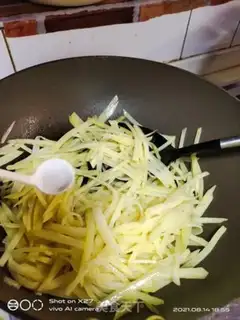 Make Fried potatoes step 4