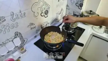 Make Invincible egg fried rice step 16