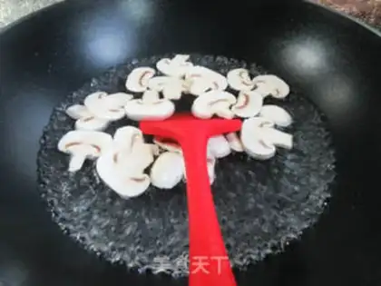 Make Mushrooms and rollers step 3