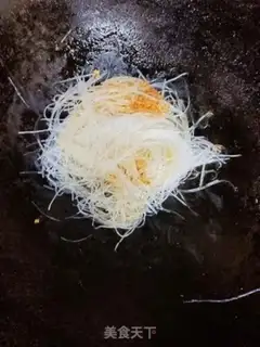 Make A garlic fan step 4