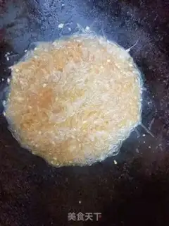 Make A garlic fan step 5