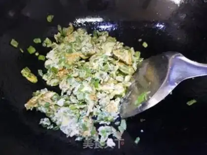 Make Chili fried eggs step 5