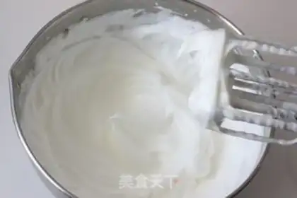 Make Sea salt cap cake roll step 6