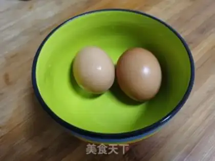 Make Tomato eggs, cat ears step 3