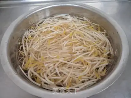 Make Cream and green bean step 0
