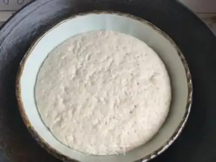 Make Red sugar walnut rolls step 2