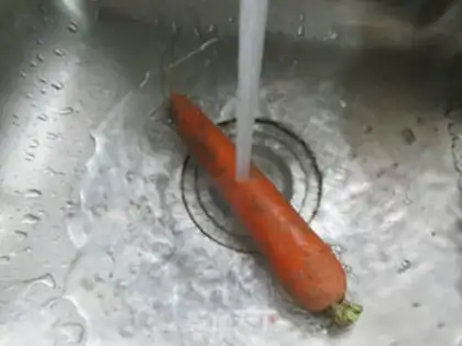 Make Five carrot curry noodles step 1