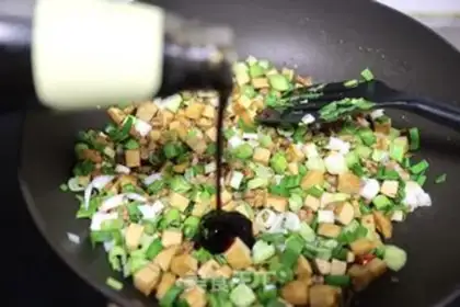 Make The meat, the garlic, the tofu step 5