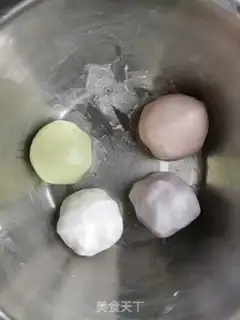 Make Wine-breeding small round step 0