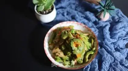 Make Five flowers and a bitter melon step 7