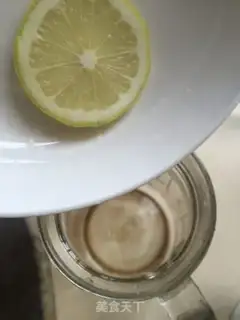 Make Hands on the honey step 2