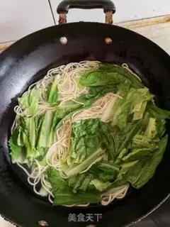 Make Green pepper intestinal pasta step 3