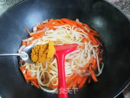 Make Five carrot curry noodles step 10