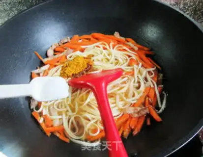 Make Five carrot curry noodles step 12