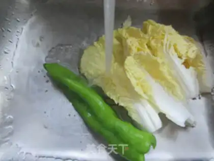 Make Cream shrimp-flavored dolls step 2