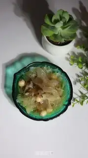 Make Lotus silver spoon step 3