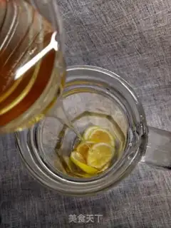 Make Honey lemon tea step 3