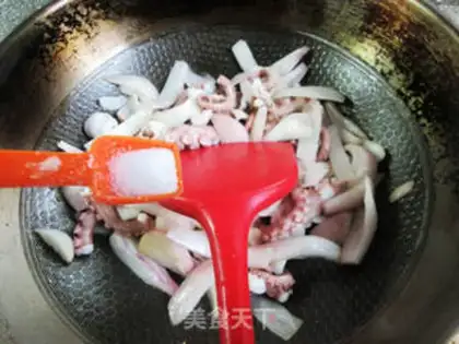 Make Octopus fried onions step 7
