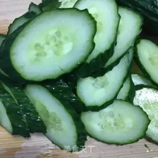 Make Egg cucumber step 1