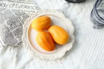 Make Sour cream mango ice step 1