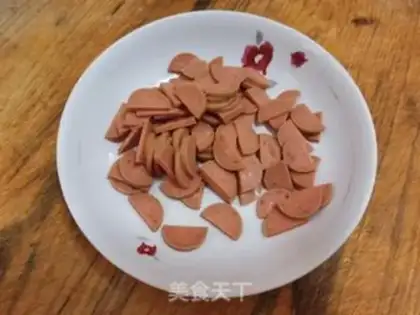 Make Egg and ham and crackers step 4