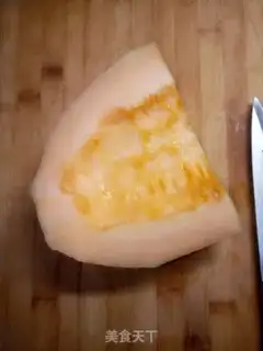 Make 100% melon juice step 0
