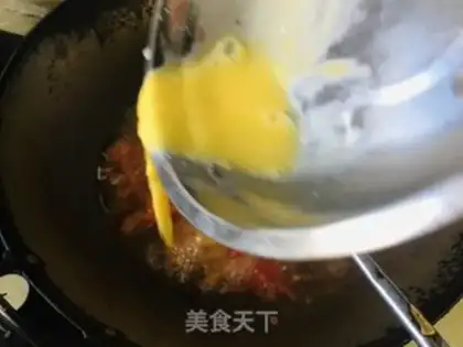 Make Tomato egg soup step 4