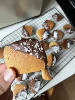 Make Coconut pretzels step 11