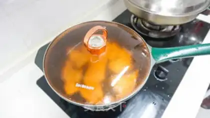 Make Breakfast chicken with sesame salt step 4