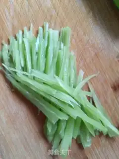 Make A three-coloured vegetable step 2