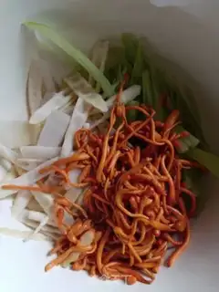 Make A three-coloured vegetable step 3