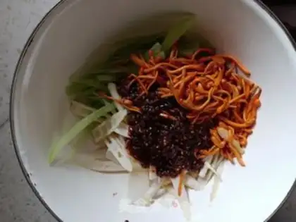 Make A three-coloured vegetable step 4
