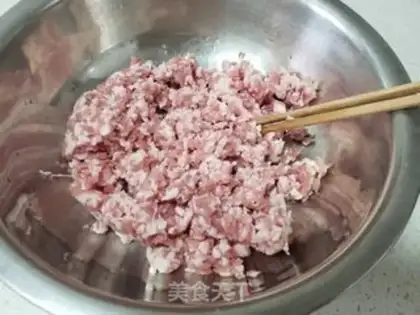 Make A bean-fruit dumpling step 1