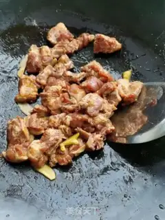 Make Golden pins and mushrooms step 2