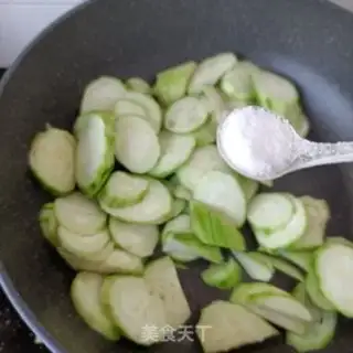 Make Spoonball soup step 6