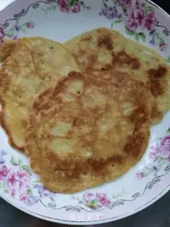 Make Golden mushroom egg pancakes step 7