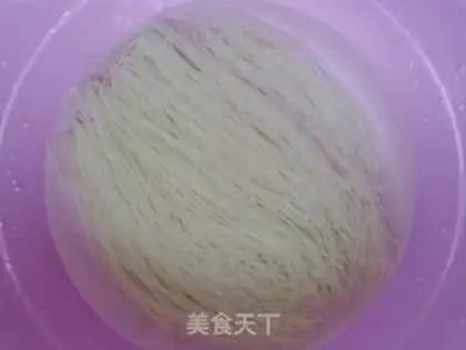 Make Powdered rice in golden mushroom eggs step 0