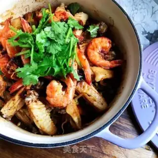 Make Three-juice chicken fin shrimp pan step 13