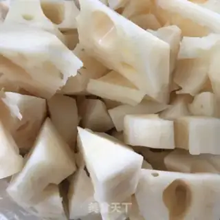 Make Peanut Lotus pelvis step 1