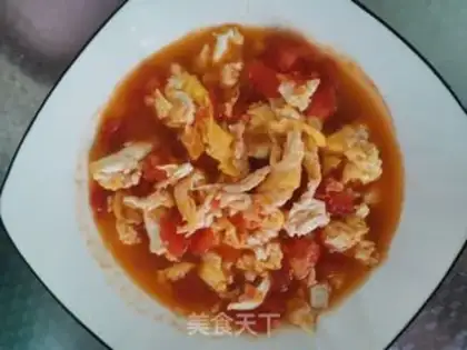 Make Tomato fried eggs step 4