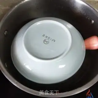 Make Squeeze eggs step 6
